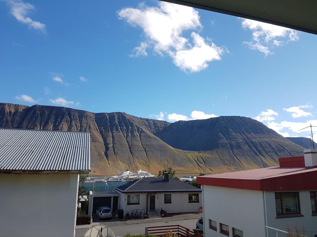Sigurhaeth - Apartment With All Within Your Reach Ísafjörður Esterno foto